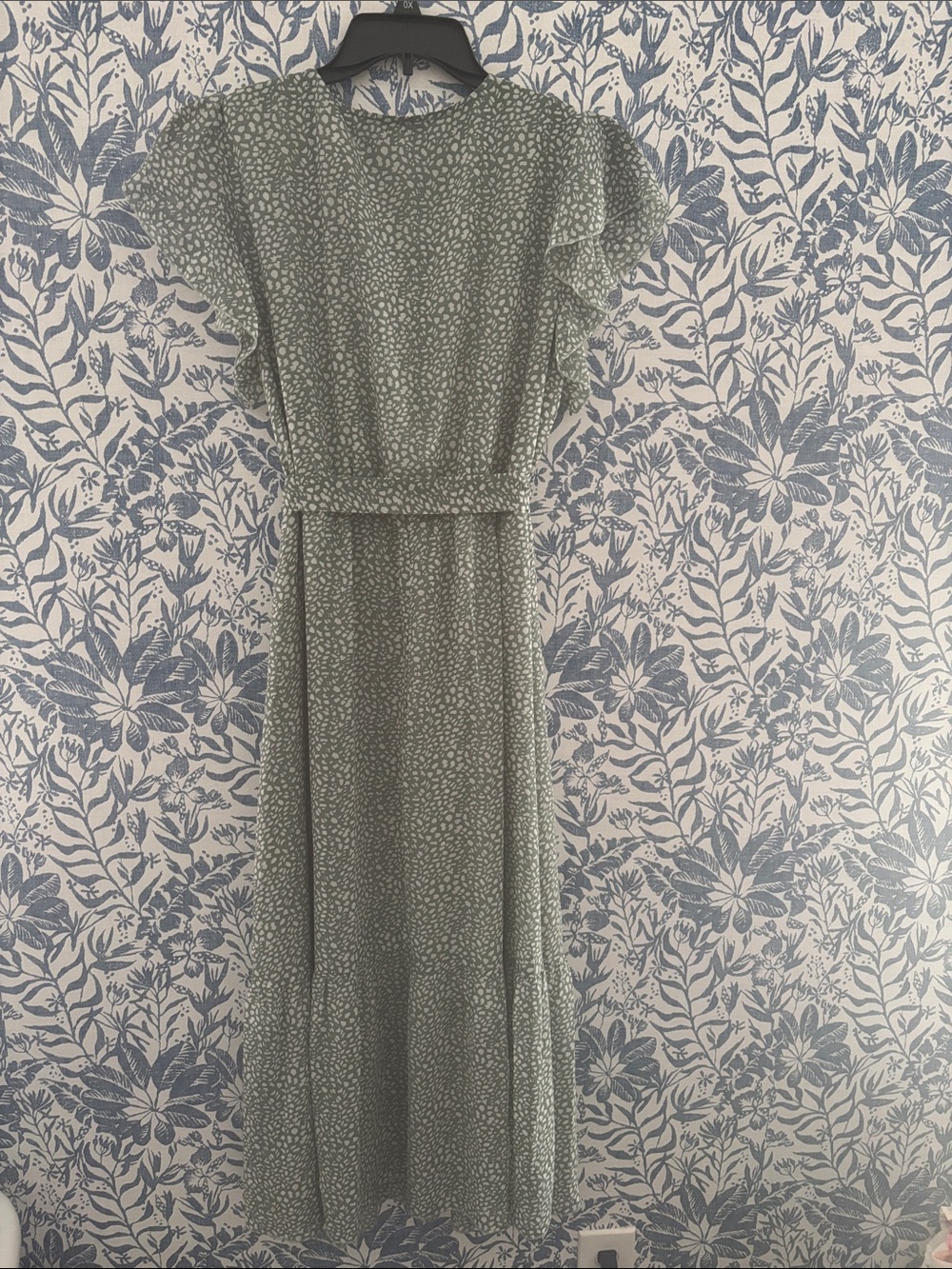Fashion Forms Sage Green Floral Wrap Maxi Dress with Tie Waist - Picture 6 of 6